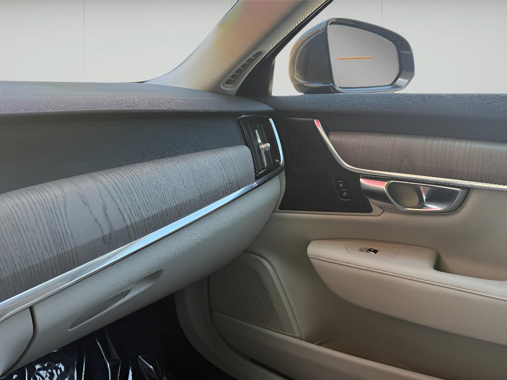 Used 2023 Volvo S90 B6 Plus w/ Protection Package Premier AWD/4WD image 20