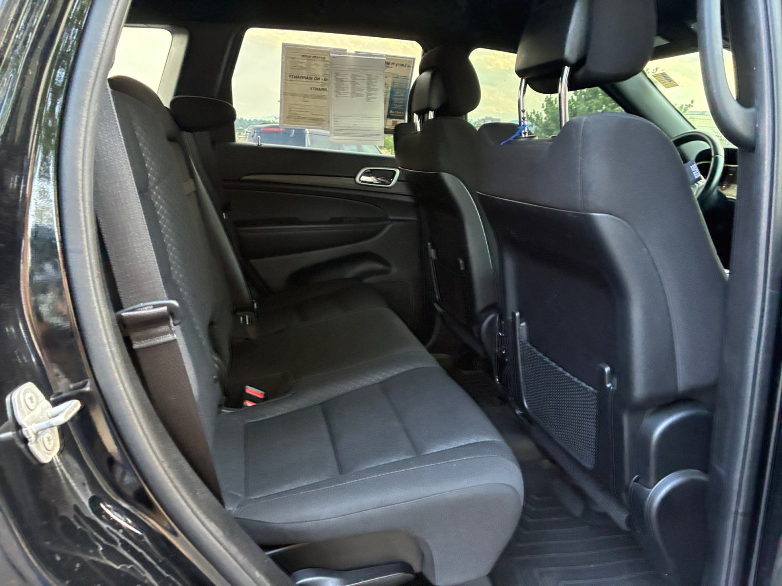 Used 2021 Jeep Grand Cherokee Laredo AWD/4WD image 18