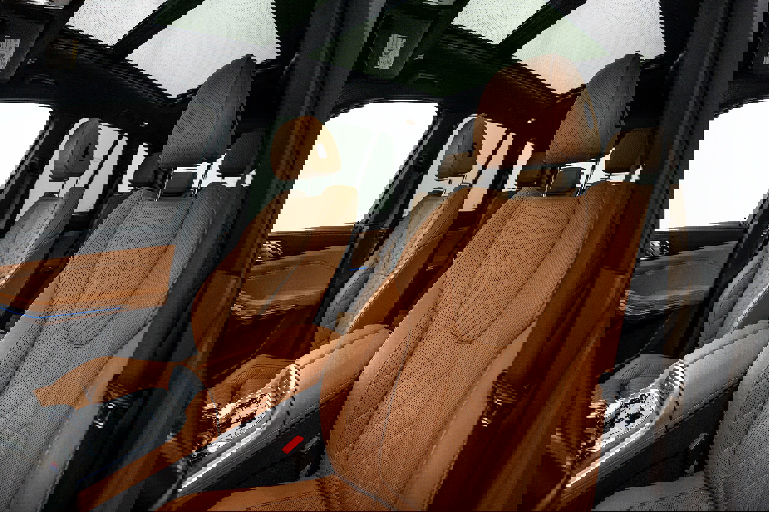 Used 2023 BMW X5 xDrive45e w/ Executive Package image 17