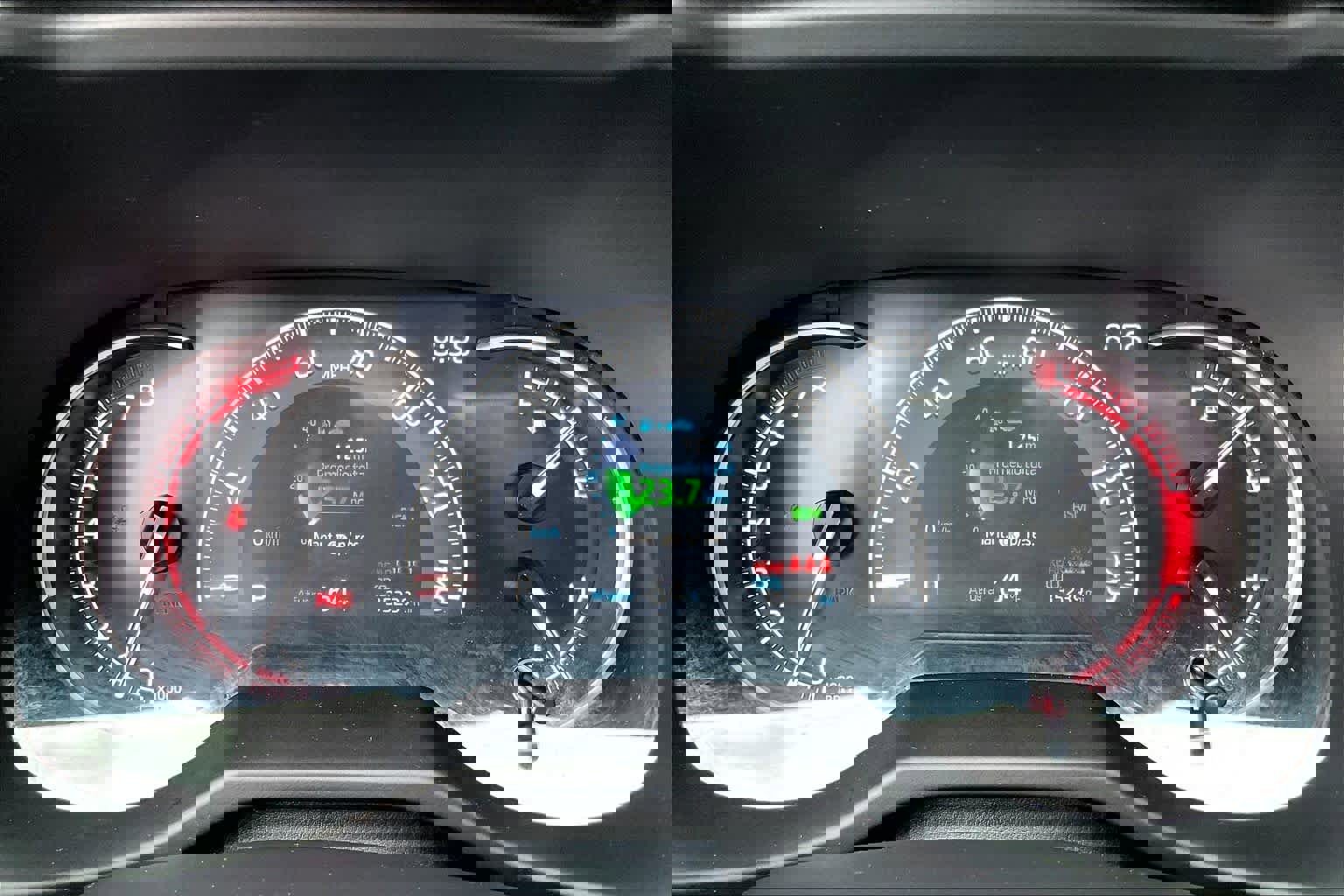 Certified 2024 Toyota RAV4 XLE Premium image 25