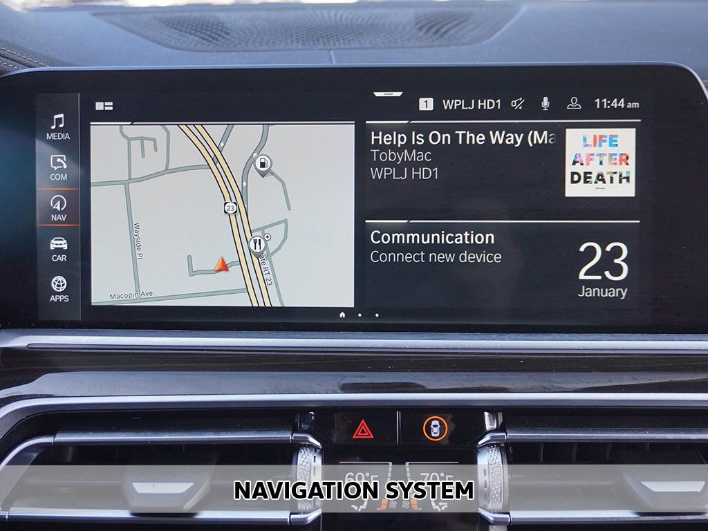 Used 2023 BMW X5 xDrive40i w/ Executive Package image 3