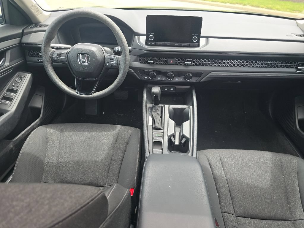 Used 2024 Honda Accord EX image 19