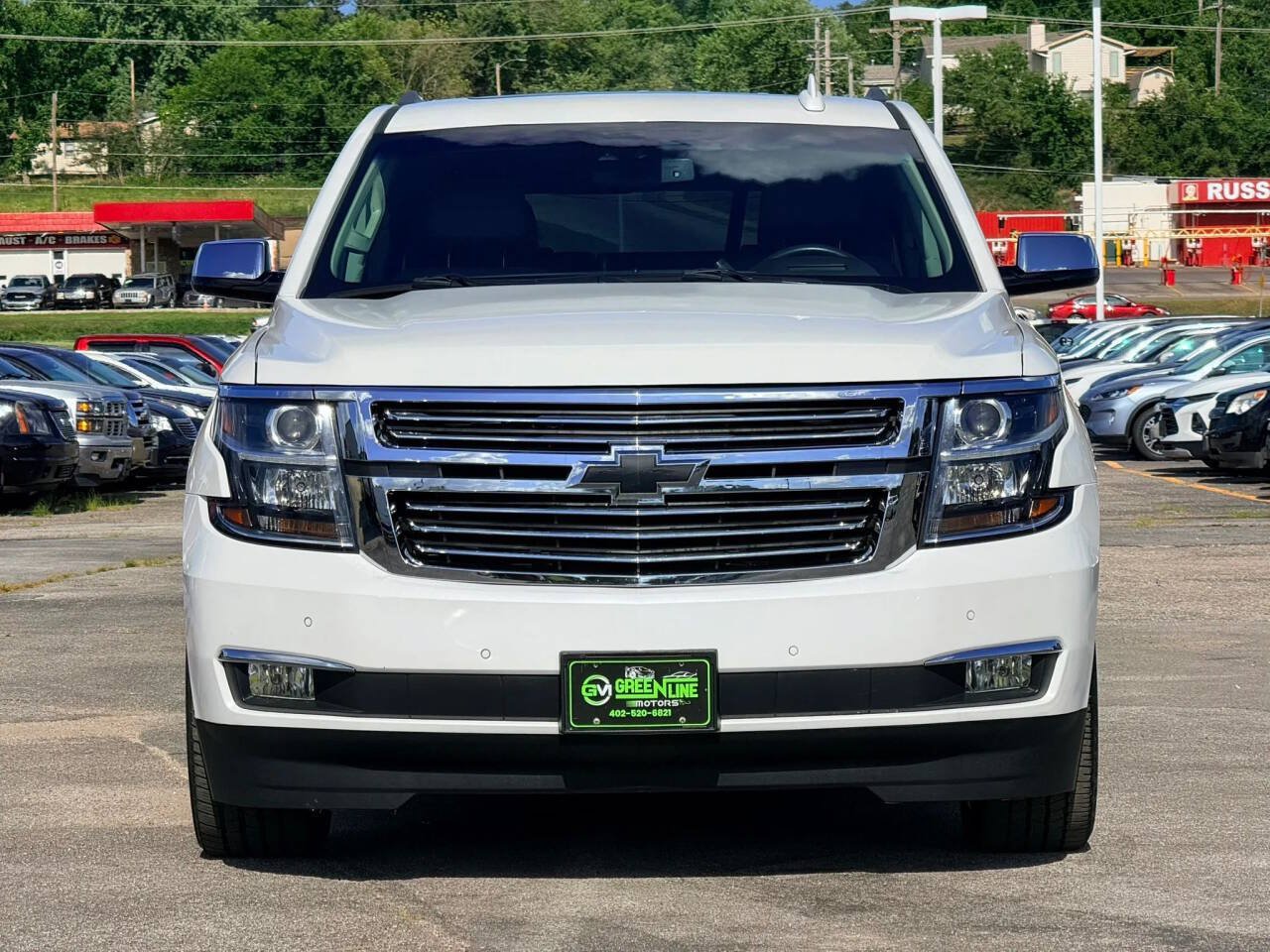 Used 2017 Chevrolet Tahoe Premier AWD/4WD image 3