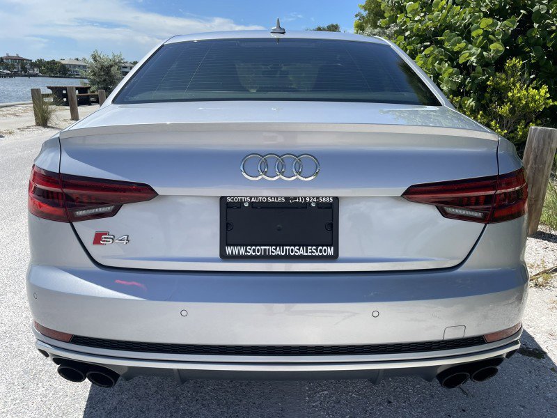Used 2018 Audi S4 Prestige w/ Prestige Package image 34