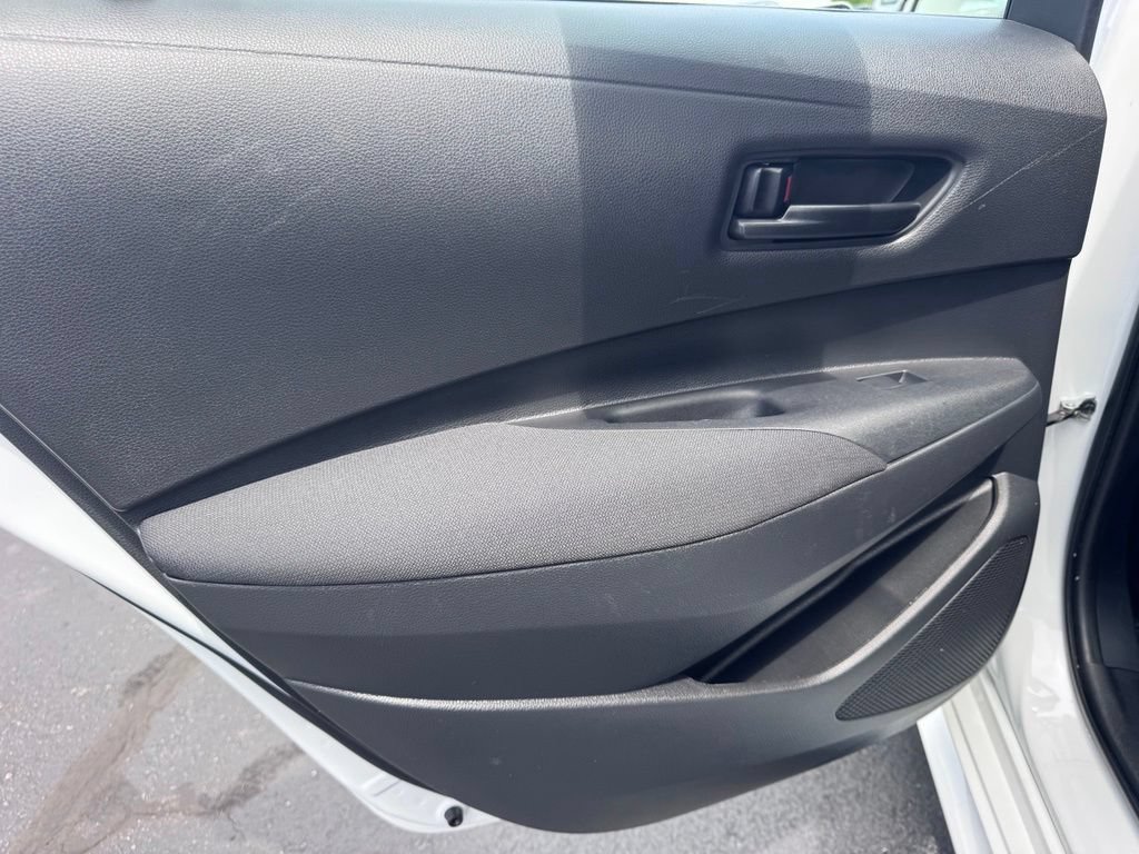 Used 2024 Toyota Corolla LE FWD image 28