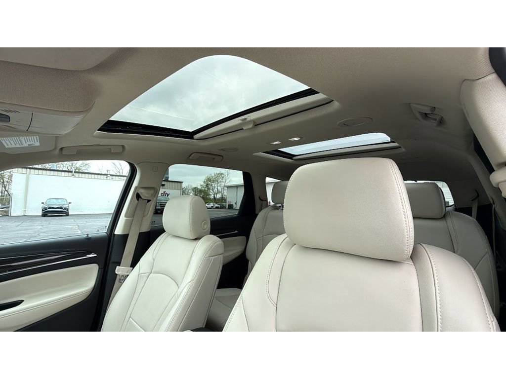 Used 2023 Buick Enclave Premium w/ Experience Buick Package AWD/4WD image 27