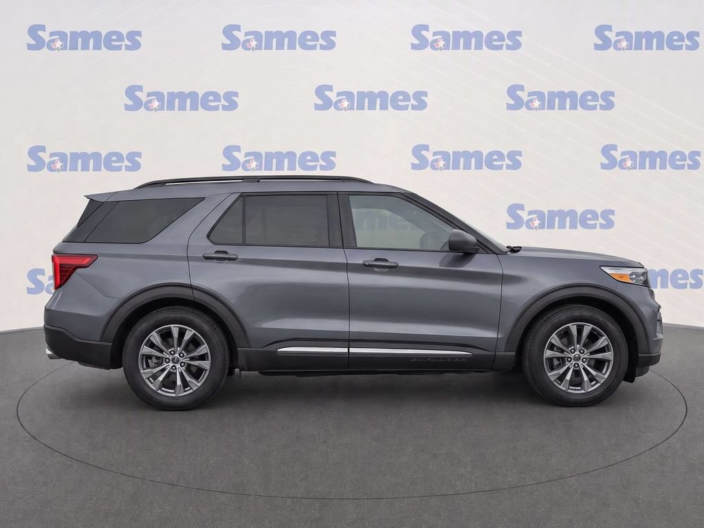 Used 2021 Ford Explorer XLT w/ Equipment Group 202A RWD image 8