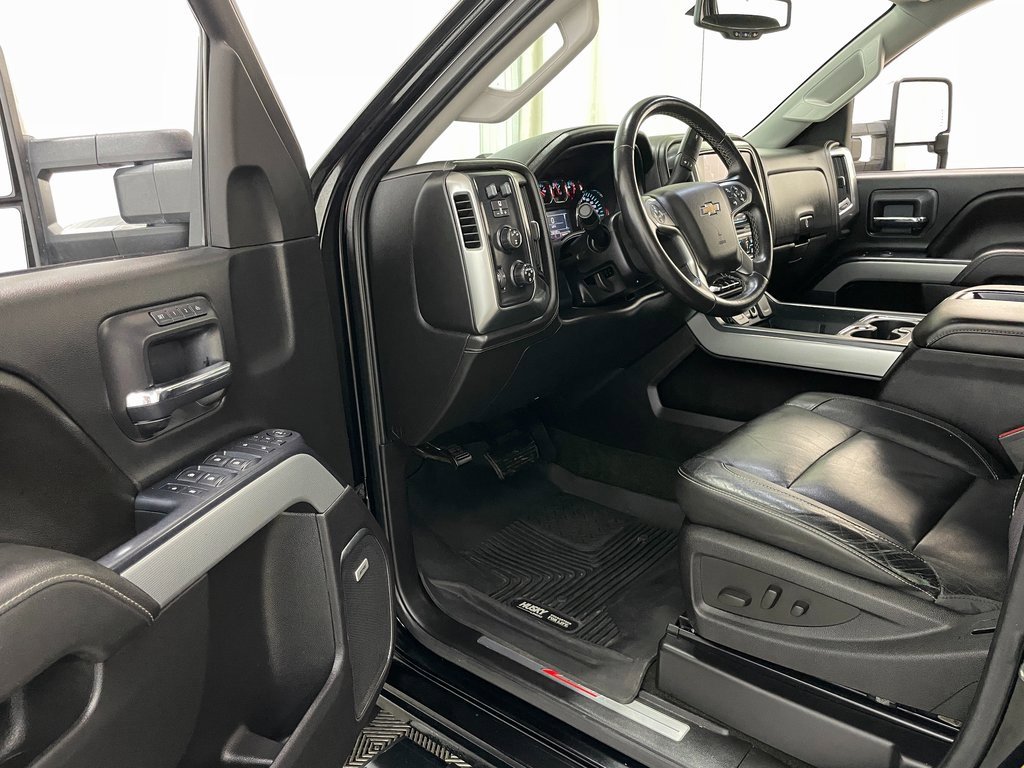 Certified 2015 Chevrolet Silverado 2500 LTZ w/ Duramax Plus Package image 24