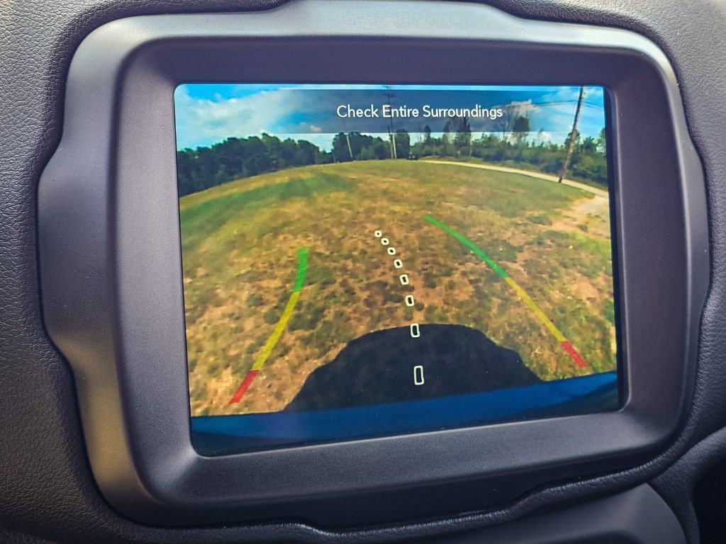 Used 2022 Jeep Renegade Altitude AWD/4WD image 23