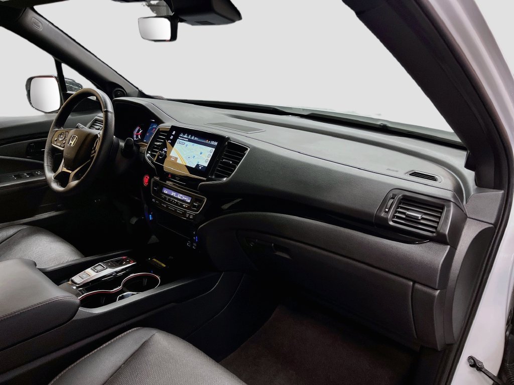 Used 2025 Honda Passport Black Edition image 31