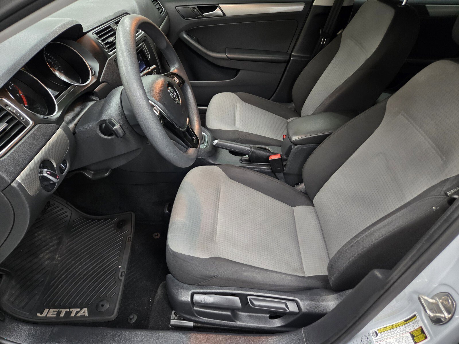 Used 2018 Volkswagen Jetta S FWD image 6