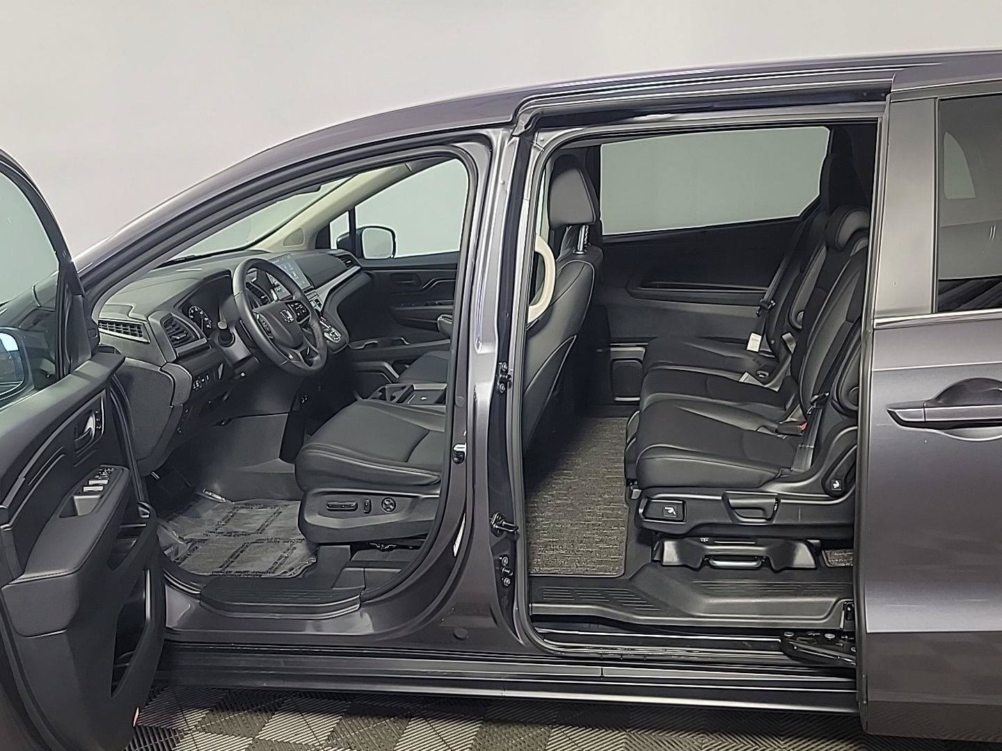 Certified 2025 Honda Odyssey EX-L image 16