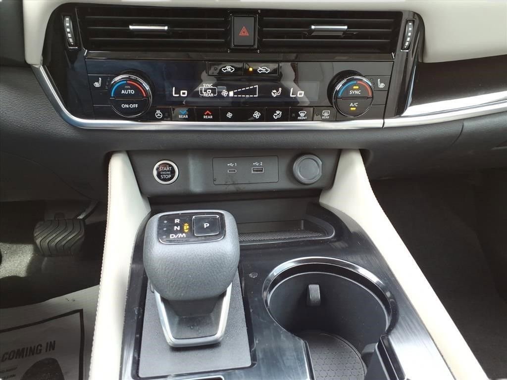 Used 2023 Nissan Rogue SL w/ SL Premium Package FWD image 24