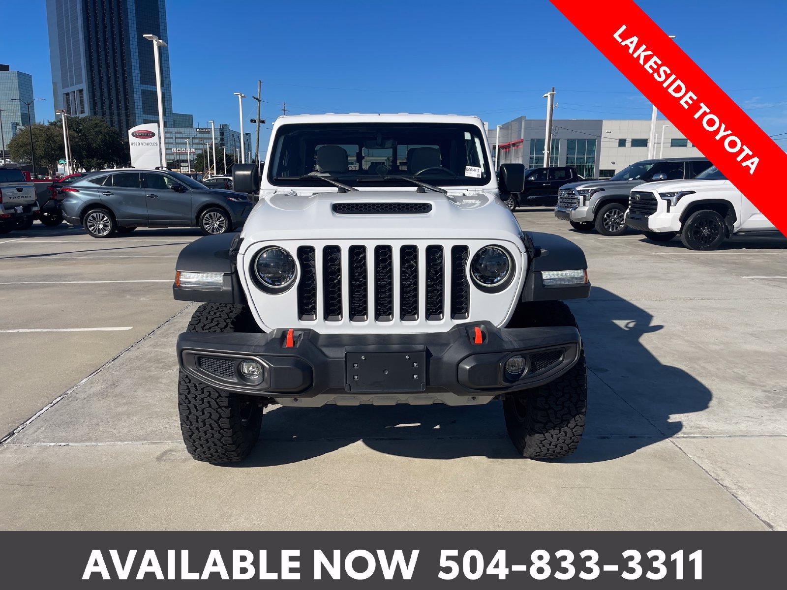 Used 2023 Jeep Gladiator Mojave w/ LED Lighting Group AWD/4WD image 8