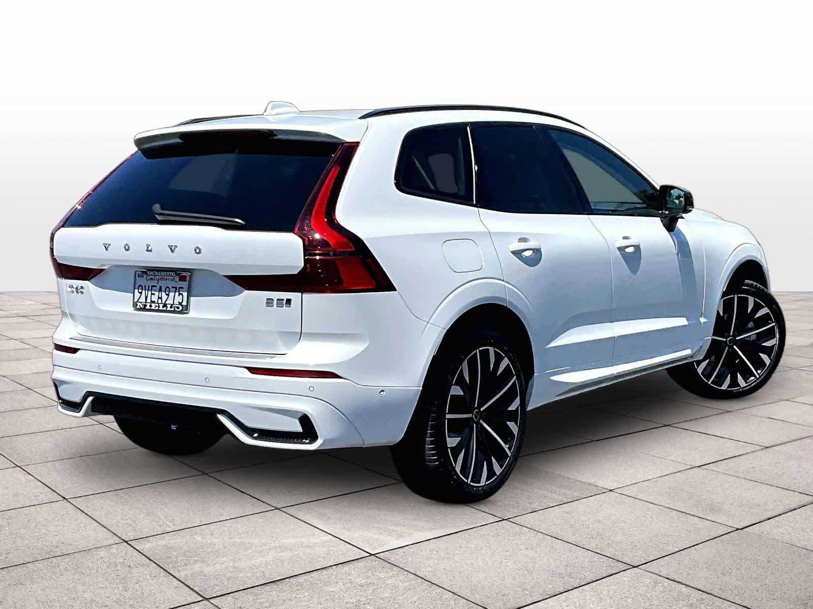Used 2026 Volvo XC60 B5 Ultra w/ Protection Package Premier AWD/4WD image 15
