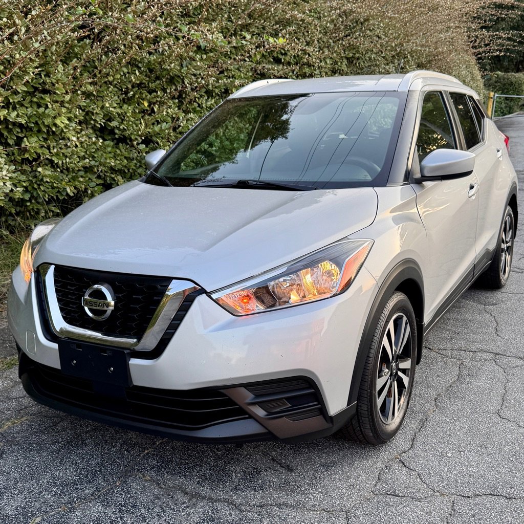 Used 2020 Nissan Kicks SV w/ Exterior Package image 6