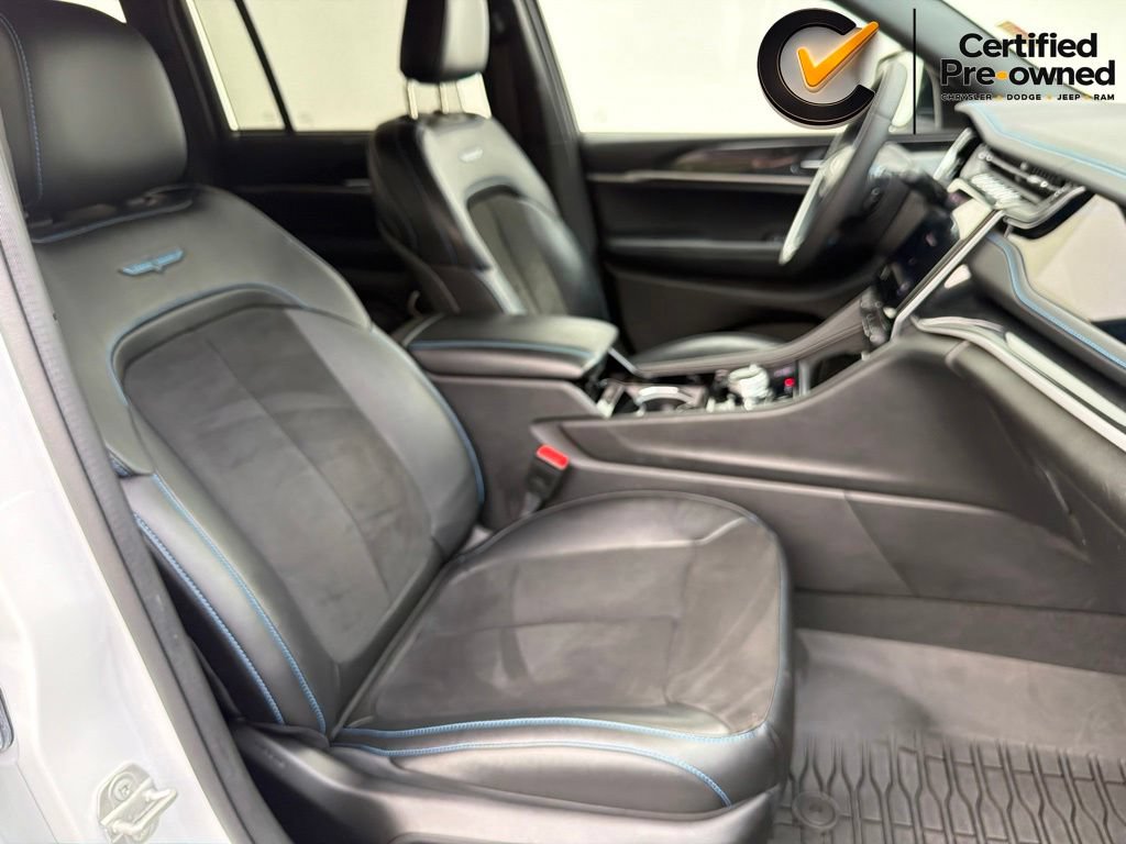Certified 2022 Jeep Grand Cherokee Trailhawk w/ Advanced Protech Group II AWD/4WD image 36