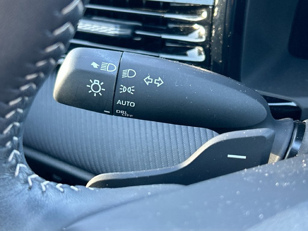 Used 2026 Toyota Camry SE FWD image 21
