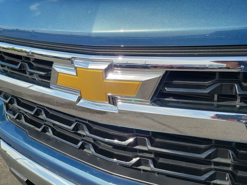 Used 2024 Chevrolet Silverado 1500 LT AWD/4WD image 29