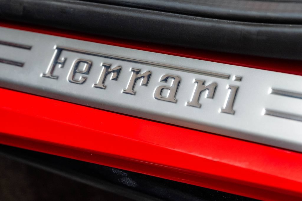 Used 2018 Ferrari 488 Spider RWD image 50