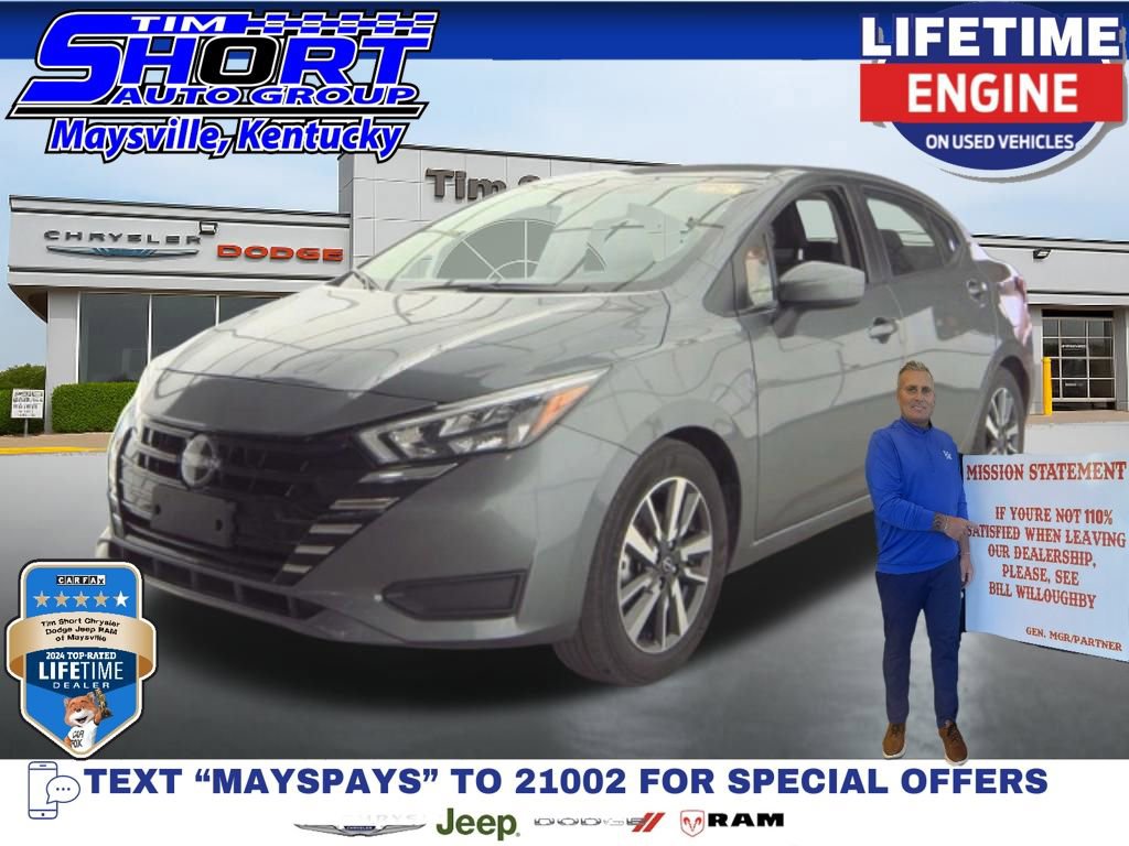 Used 2025 Nissan Versa SV image 1