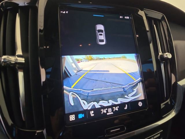 Used 2022 Volvo S90 B6 Inscription w/ Advanced Package image 6