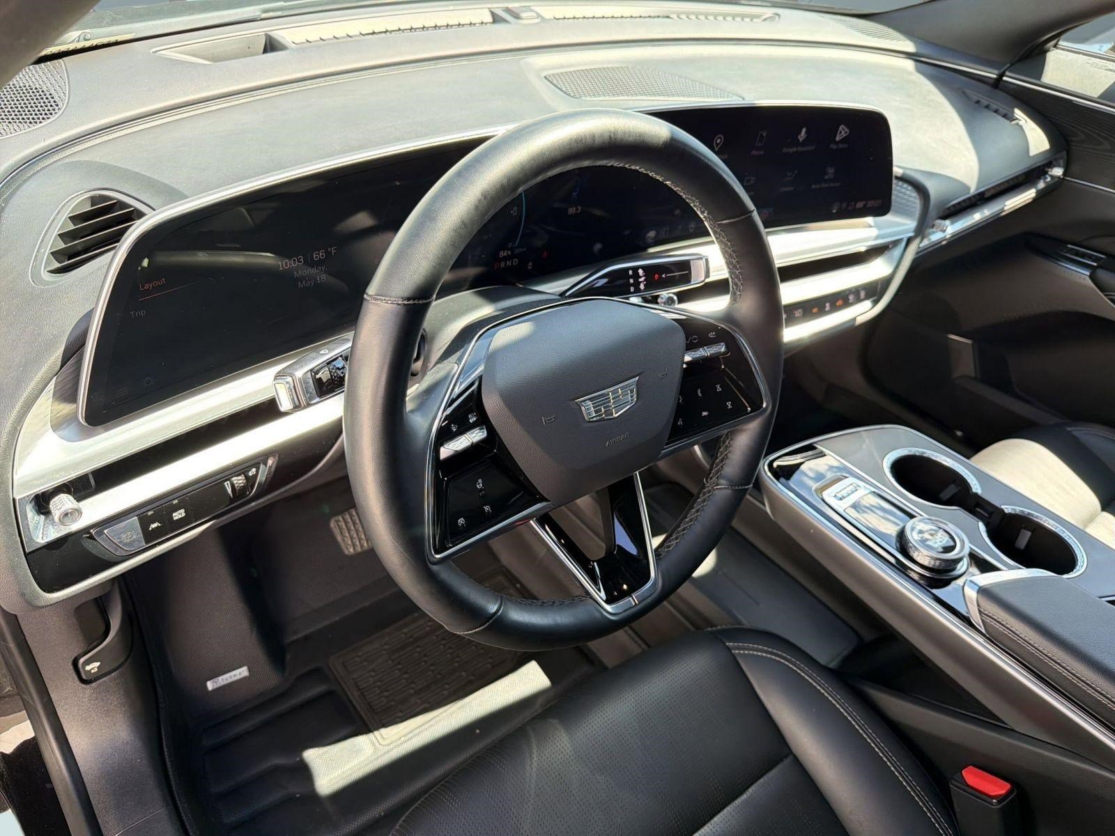 Certified 2024 Cadillac Lyriq Sport RWD image 3