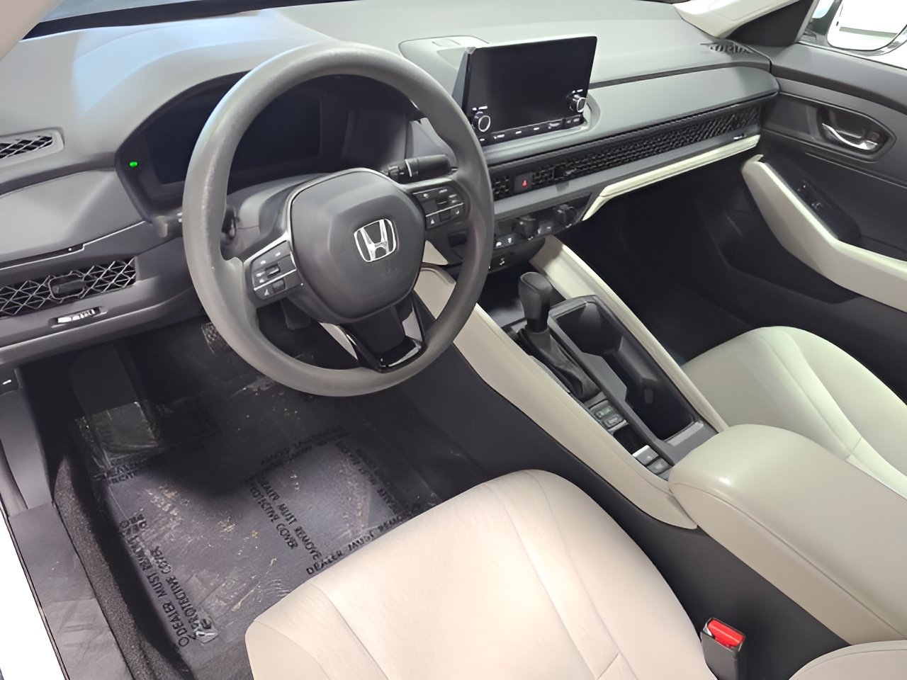 Used 2023 Honda Accord LX image 19