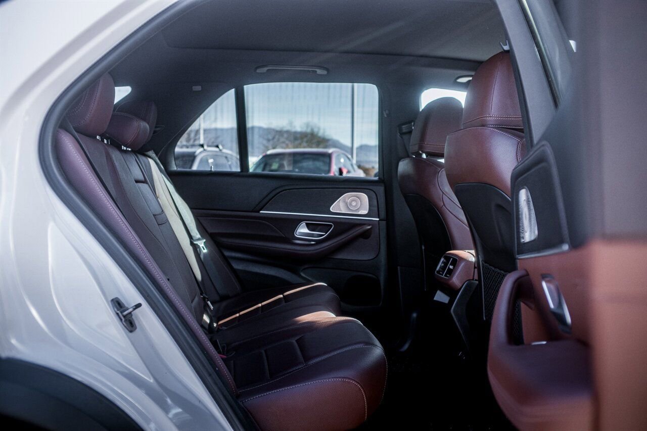 Used 2024 Mercedes-Benz GLE 350 4MATIC image 43