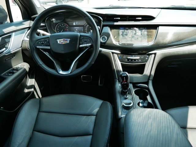 Used 2024 Cadillac XT6 Sport image 17