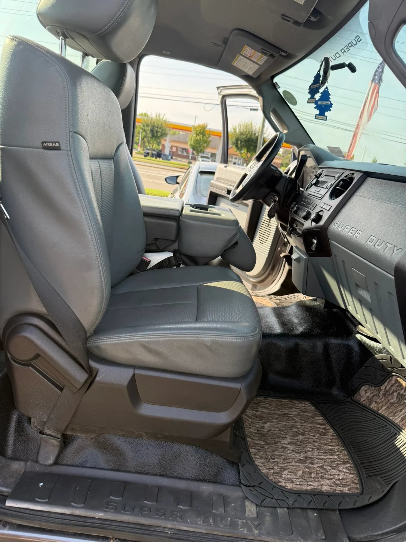 Used 2014 Ford F250 XL w/ Power Equipment Group AWD/4WD image 18