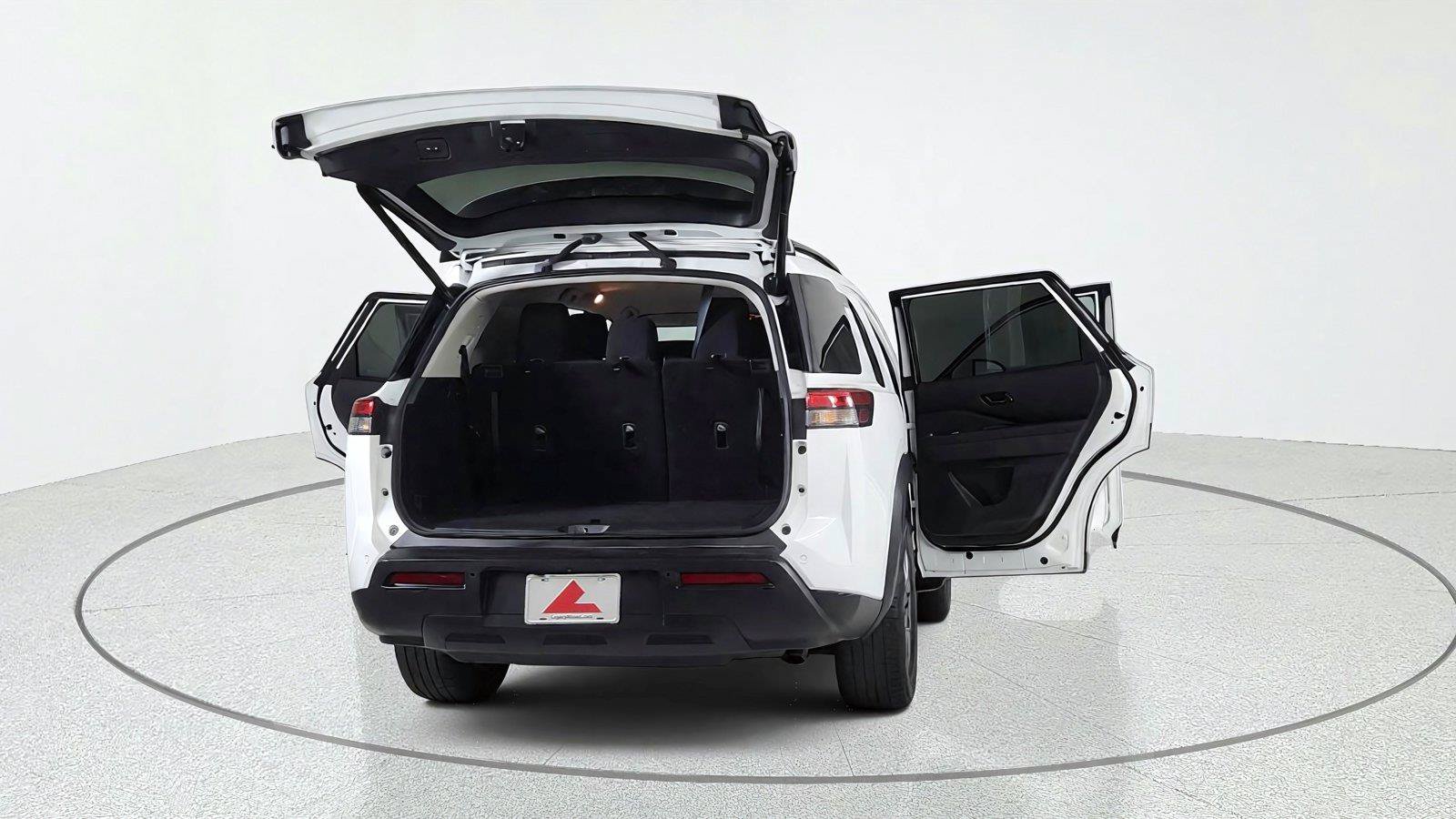 Certified 2025 Nissan Pathfinder SV FWD image 13