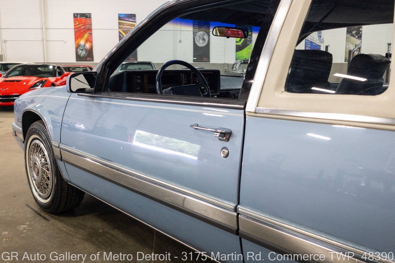 Used 1990 Cadillac Eldorado Coupe FWD image 22