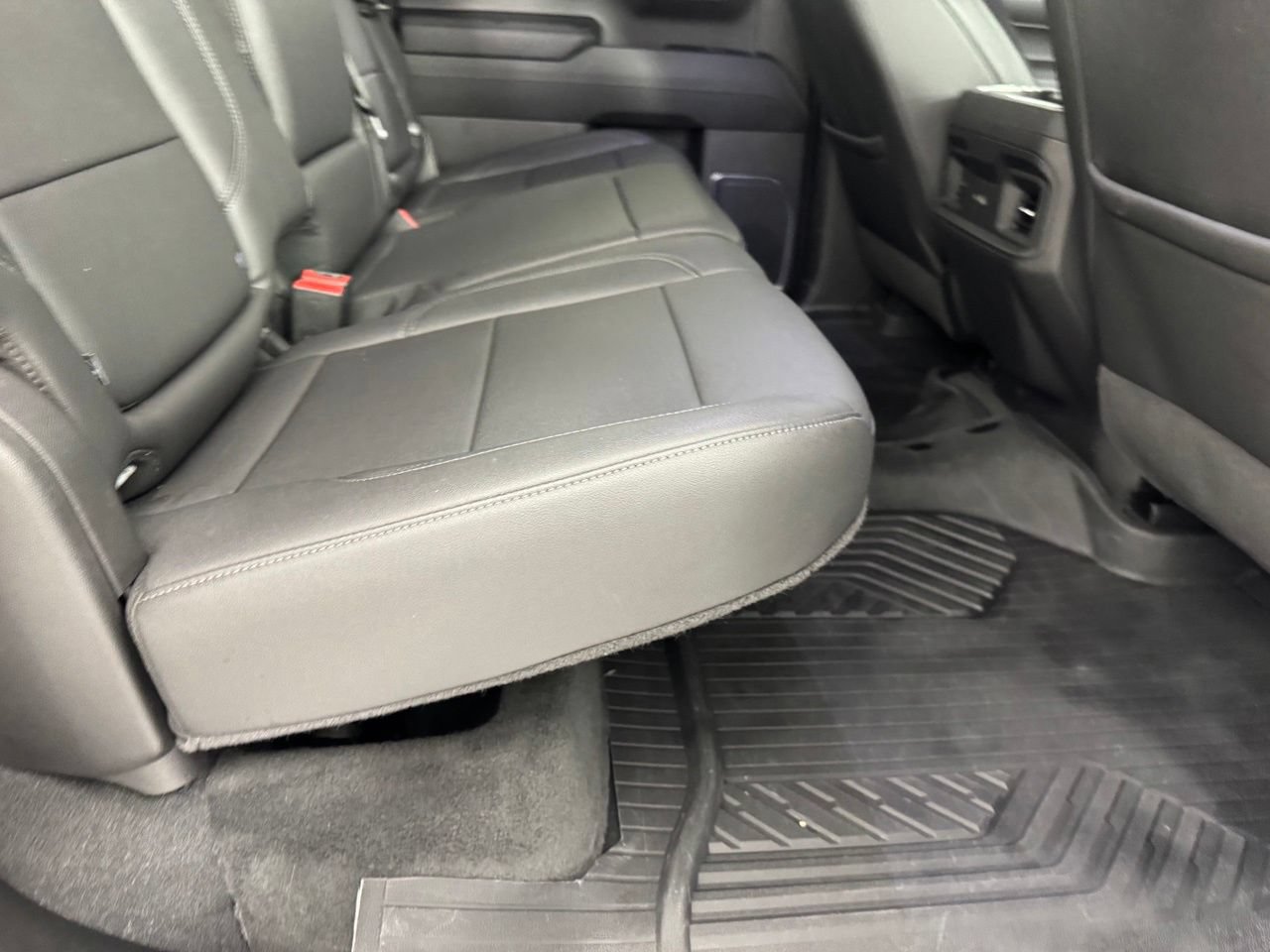 Used 2024 Chevrolet Silverado 1500 LT Trail Boss w/ Convenience Package II AWD/4WD image 33