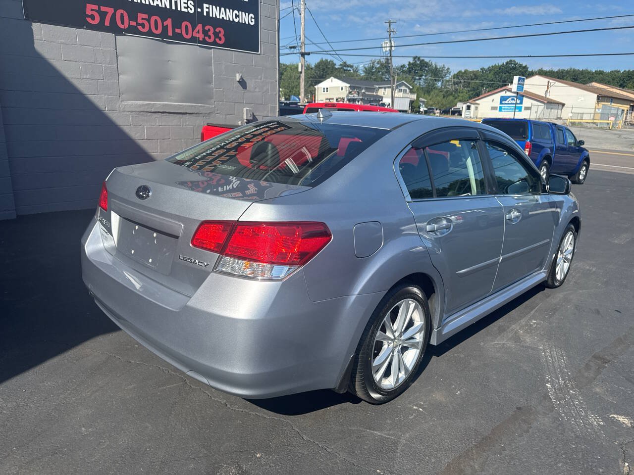 Used 2013 Subaru Legacy 2.5i Limited AWD/4WD image 8