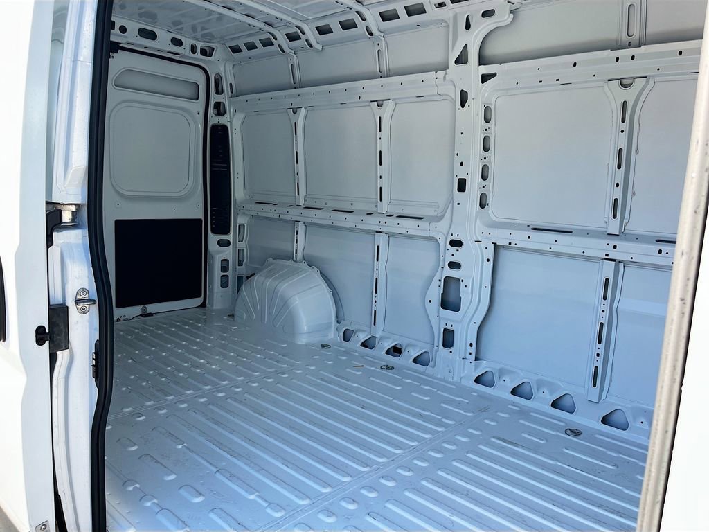 New 2026 RAM ProMaster 2500 w/ Convenience Group FWD image 23