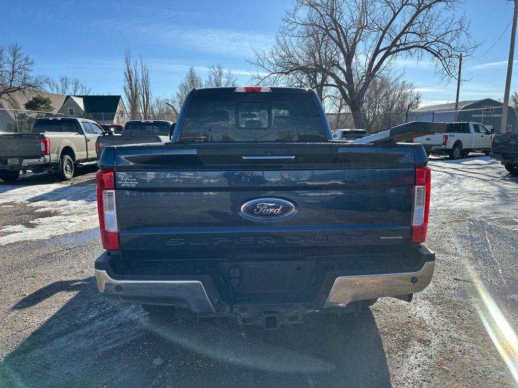 Used 2017 Ford F250 Lariat w/ Lariat Value Package image 3