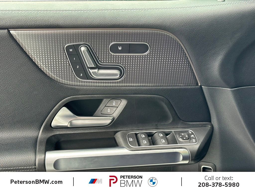 Used 2022 Mercedes-Benz GLB 250 4MATIC image 25