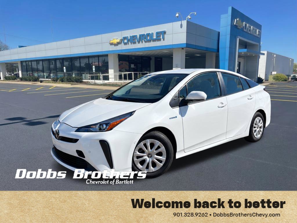 Used 2021 Toyota Prius LE FWD image 2