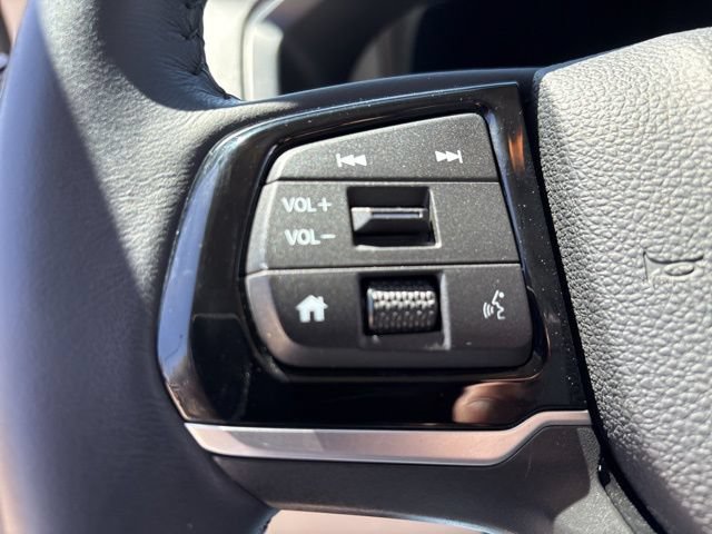 Certified 2025 Honda Odyssey Touring image 28