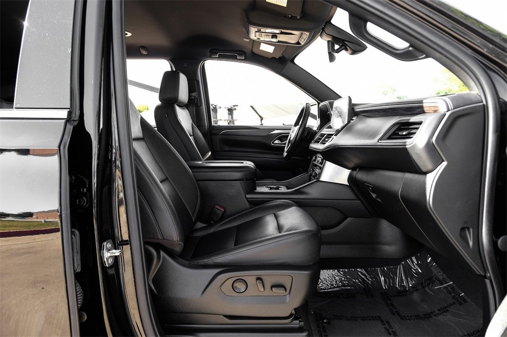 Used 2022 Chevrolet Suburban LT image 35