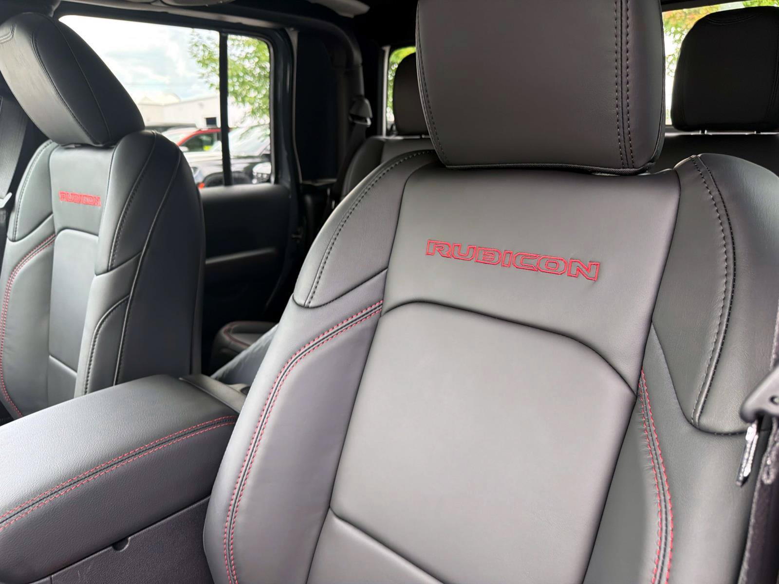 New 2026 Jeep Gladiator Rubicon AWD/4WD image 12