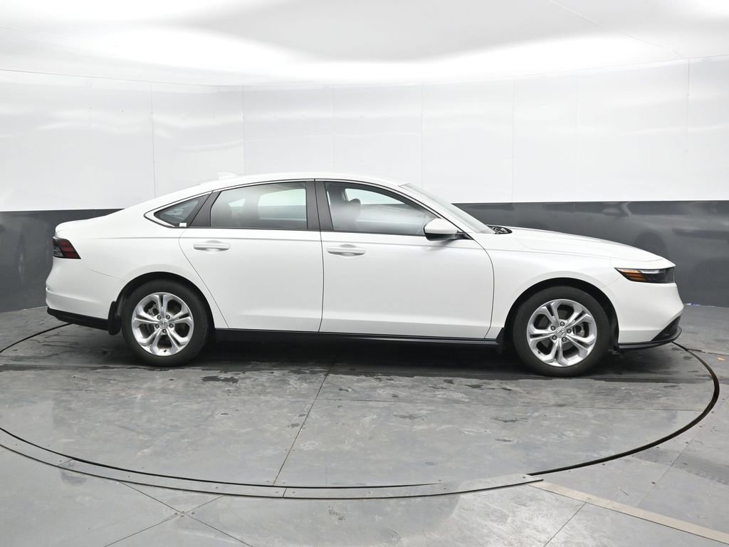 Used 2024 Honda Accord LX image 3