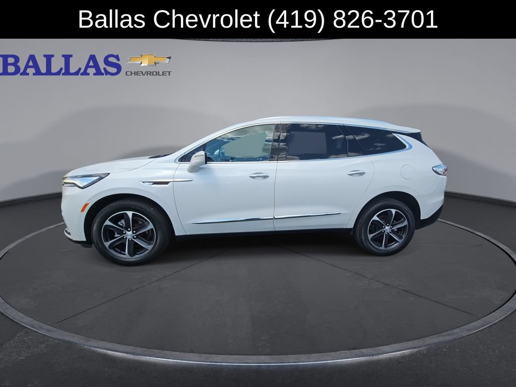 Used 2022 Buick Enclave Essence w/ Sport Touring Edition FWD image 5
