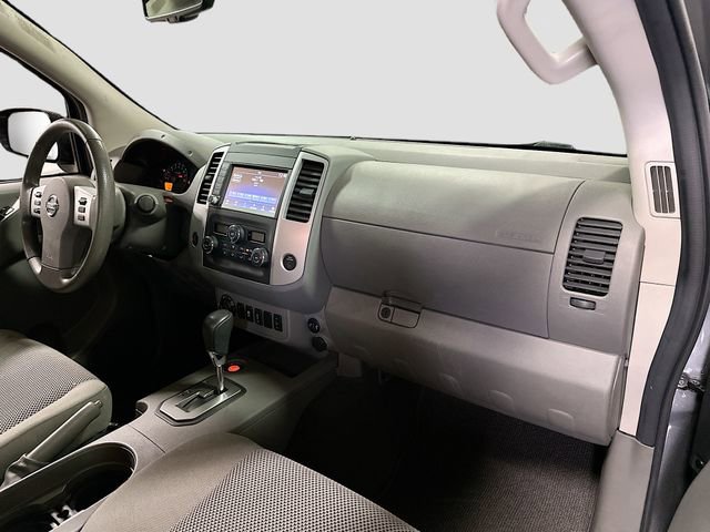 Used 2020 Nissan Frontier SV image 29