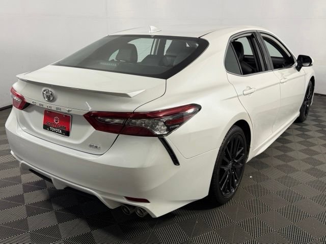 Used 2023 Toyota Camry XSE FWD image 8