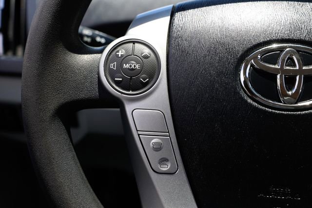 Used 2015 Toyota Prius Four image 28