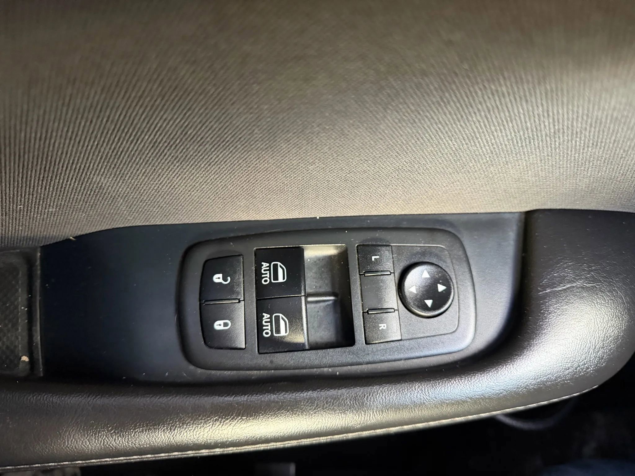 Used 2018 Dodge Challenger R/T RWD image 22