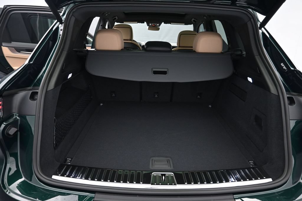 New 2026 Porsche Cayenne AWD/4WD image 17