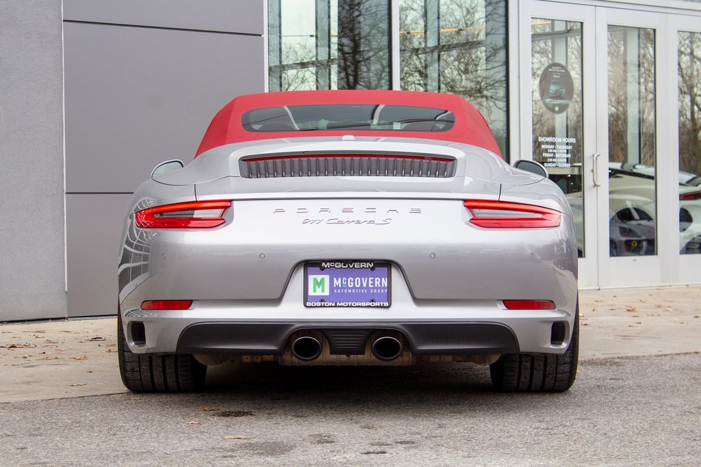 Used 2018 Porsche 911 Carrera S image 9